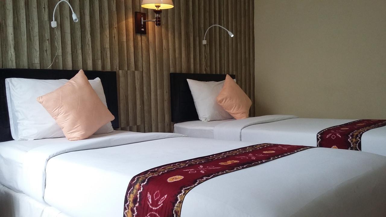 Queen City Hotel Banjarmasin Eksteriør billede